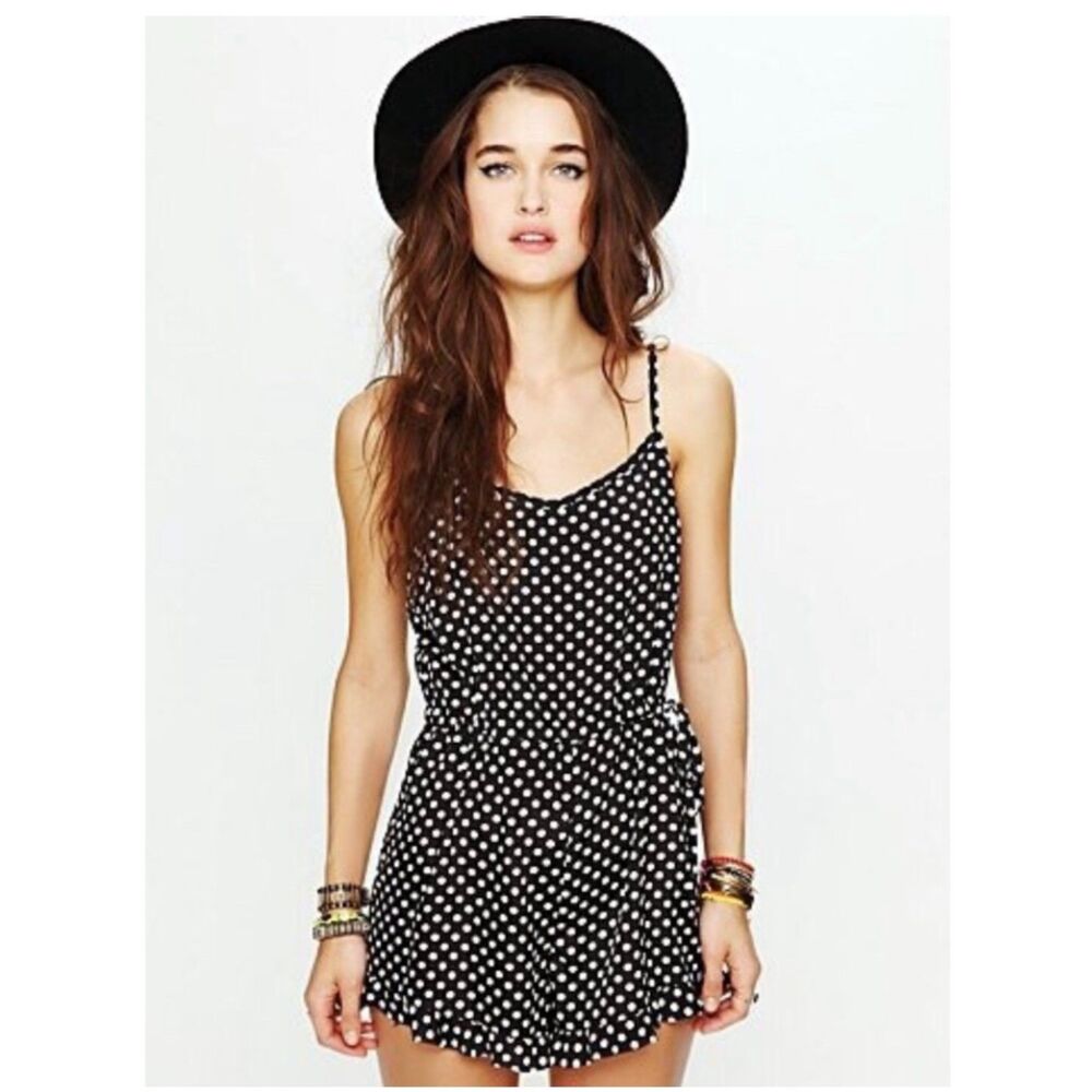 INTIMATELY FREE PEOPLE Black/White Polka Dot Romper Ruffle Raw Hem, Sz XS